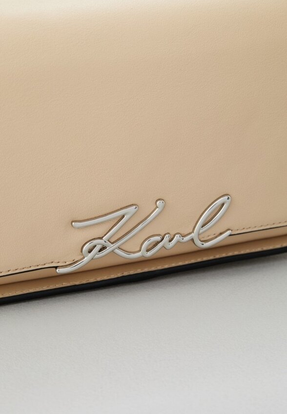 Сумка Karl Lagerfeld