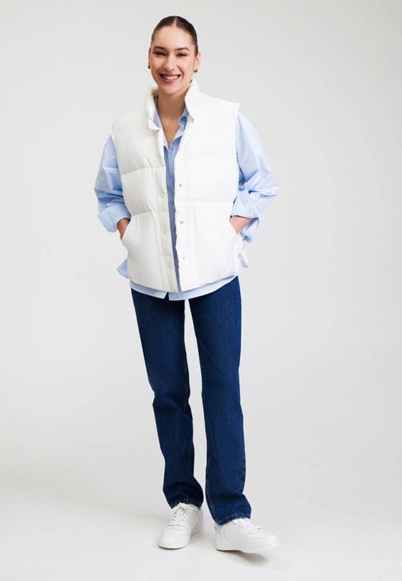 Жилет утепленный To Be Blossom