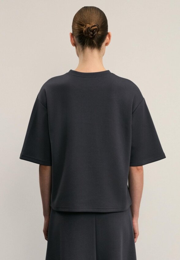 Футболка Zarina