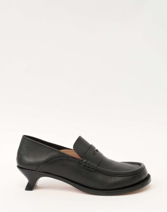 Loewe Shoes женщинам