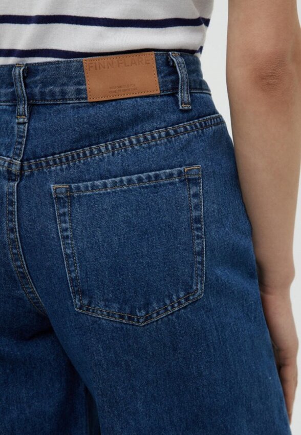 Джинсы Finn Flare