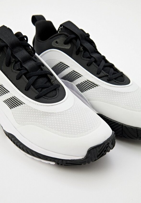 Кроссовки adidas