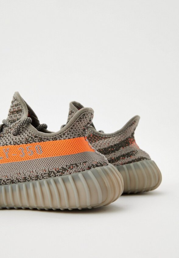 Кроссовки adidas YEEZY