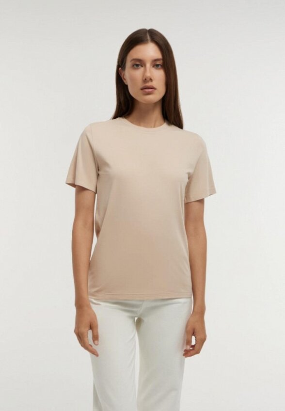 Футболка Anna Pekun