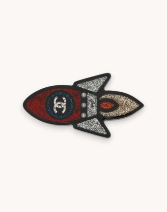 Chanel Brooch женщинам