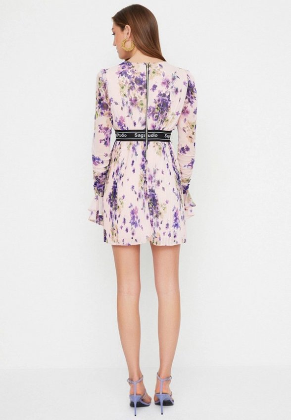 Платье Trendyol