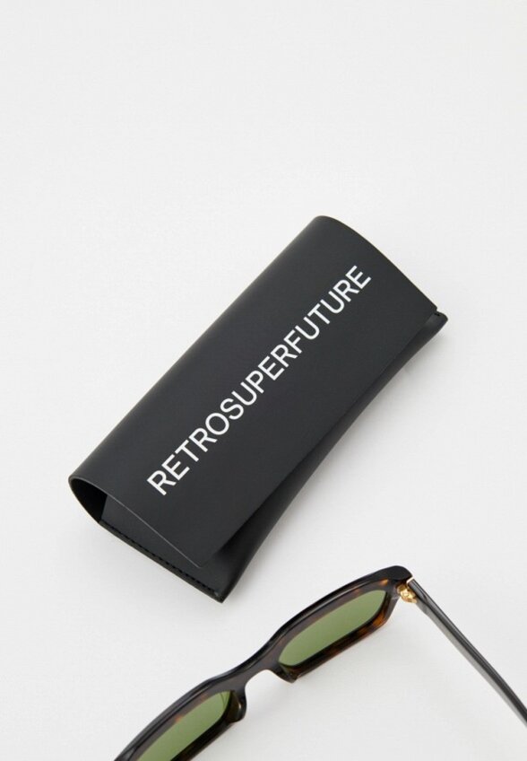 Очки солнцезащитные Retrosuperfuture