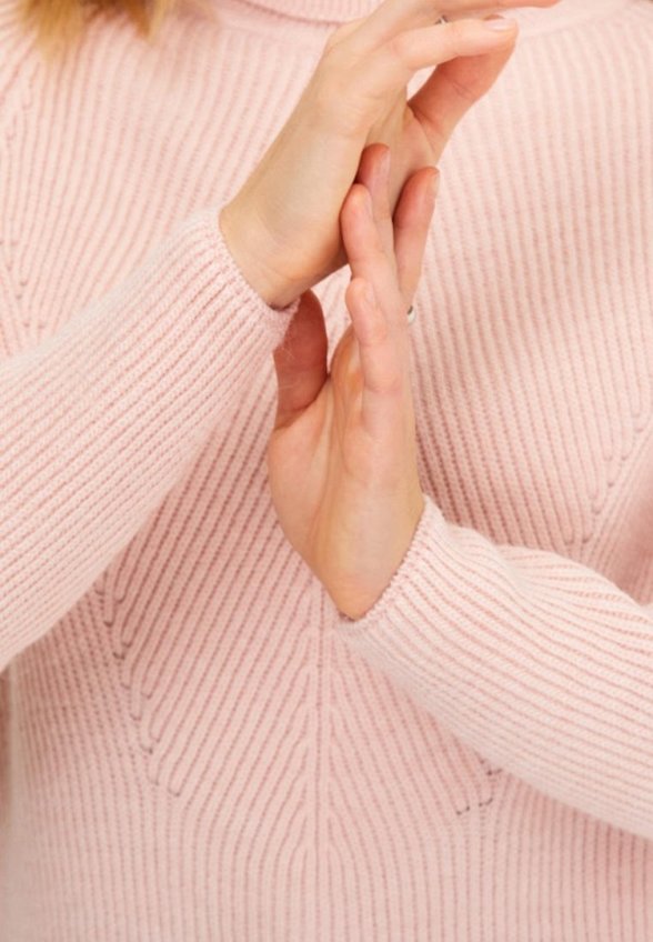 Свитер Сиринга