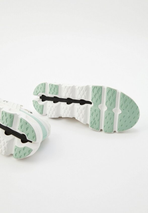 Кроссовки On