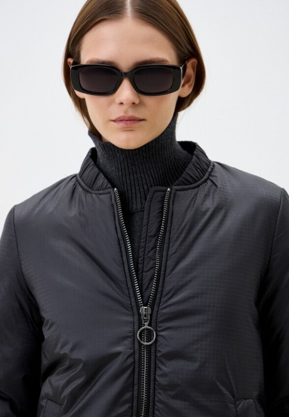 Бомбер Снежная Королева