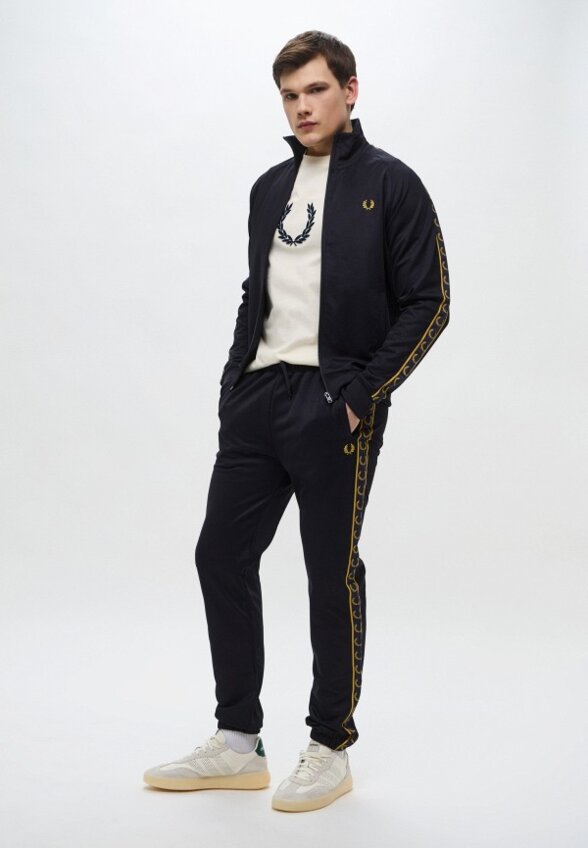 Олимпийка Fred Perry