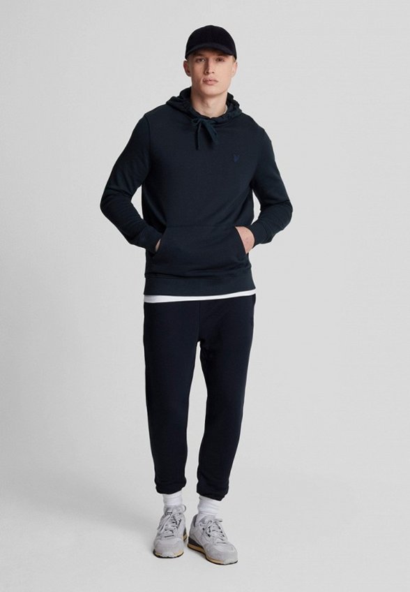 Худи Lyle & Scott