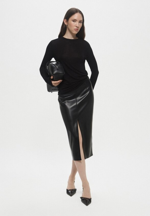 Лонгслив Mango