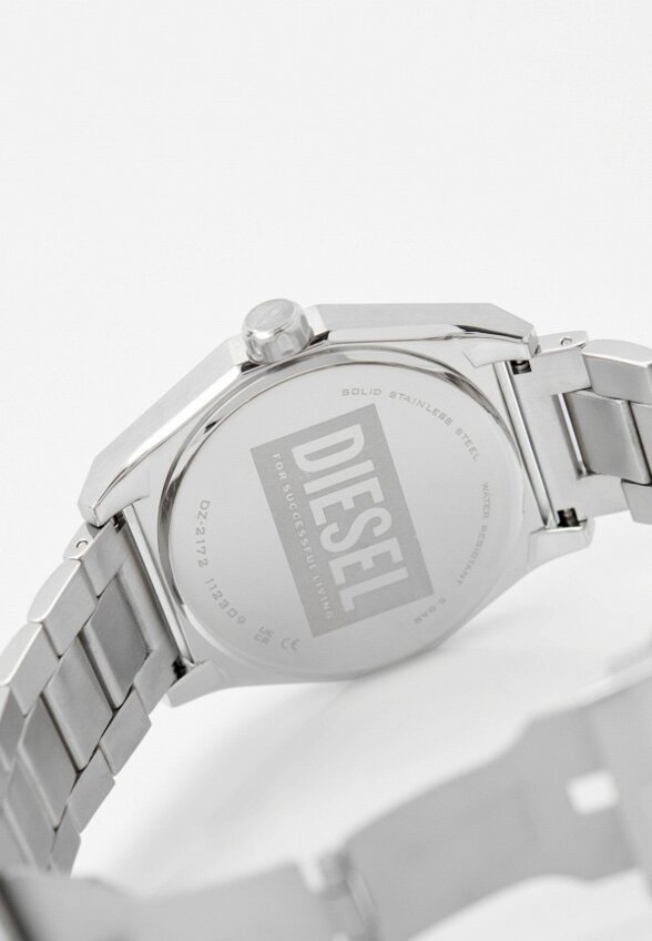 Часы Diesel
