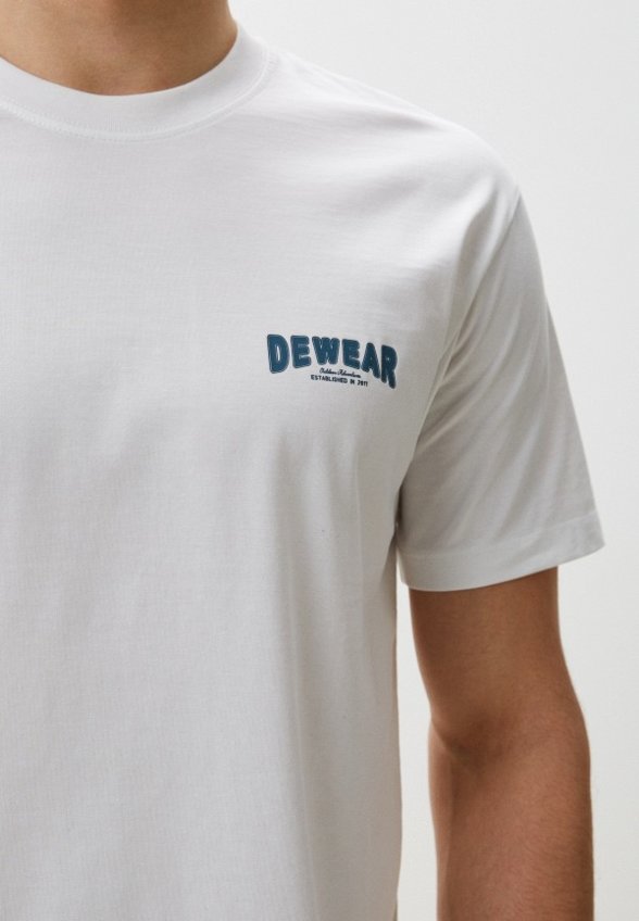 Футболка Dewear