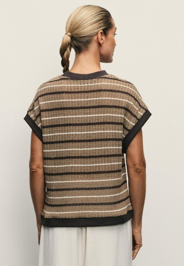 Джемпер Zarina