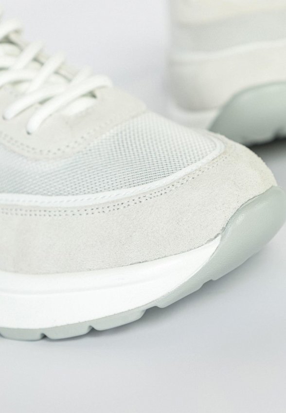 Кроссовки Gut