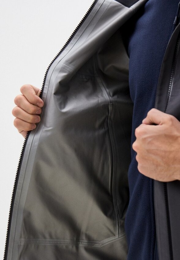 Ветровка Berghaus