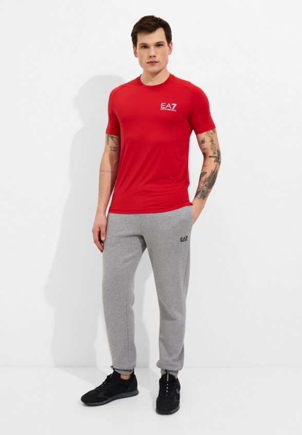 Футболка спортивная EA7