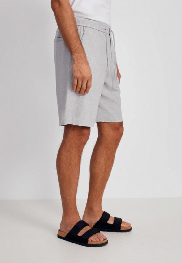 Шорты Finn Flare