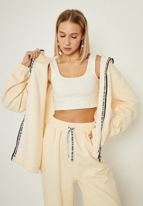 Костюм спортивный Jam8