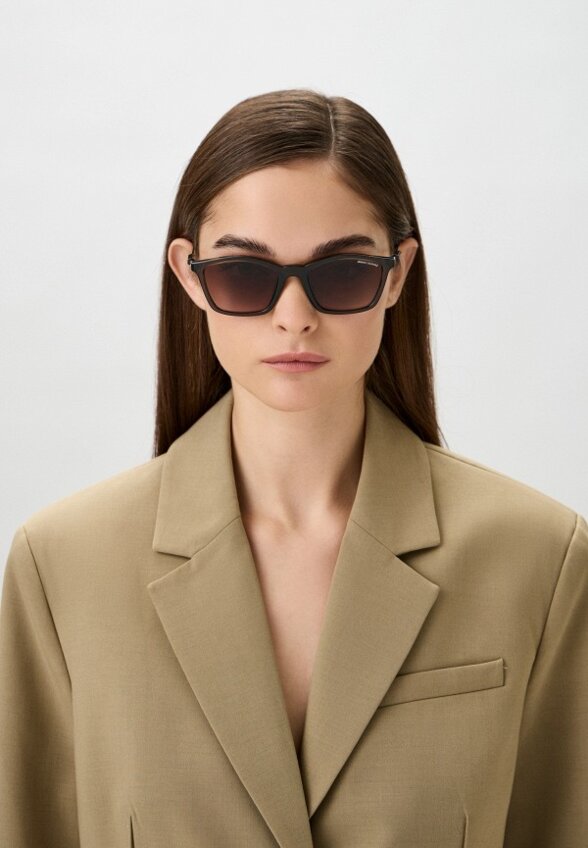 Очки солнцезащитные Armani Exchange