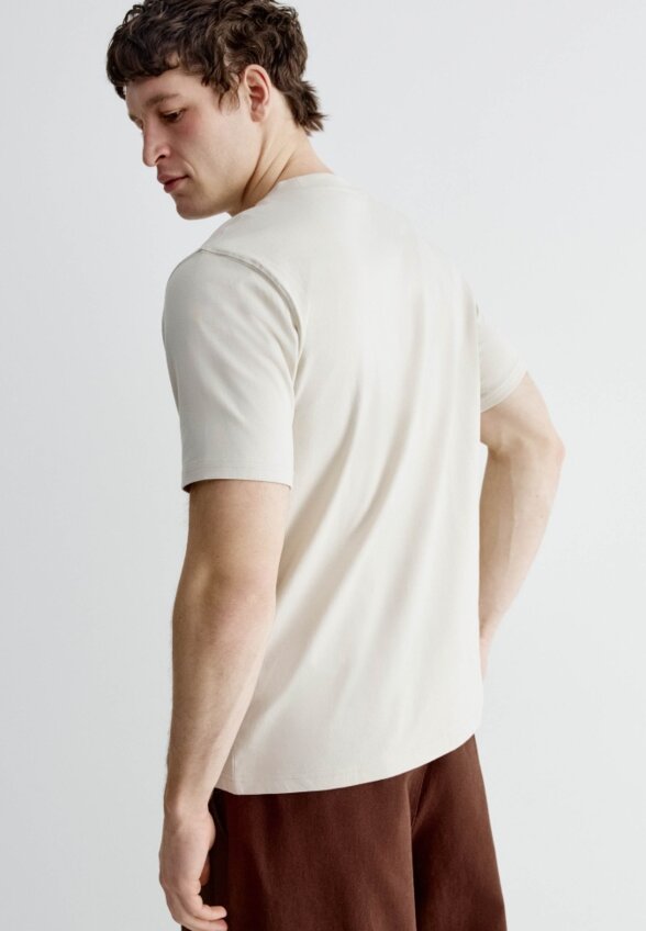 Футболка Питер прямого кроя