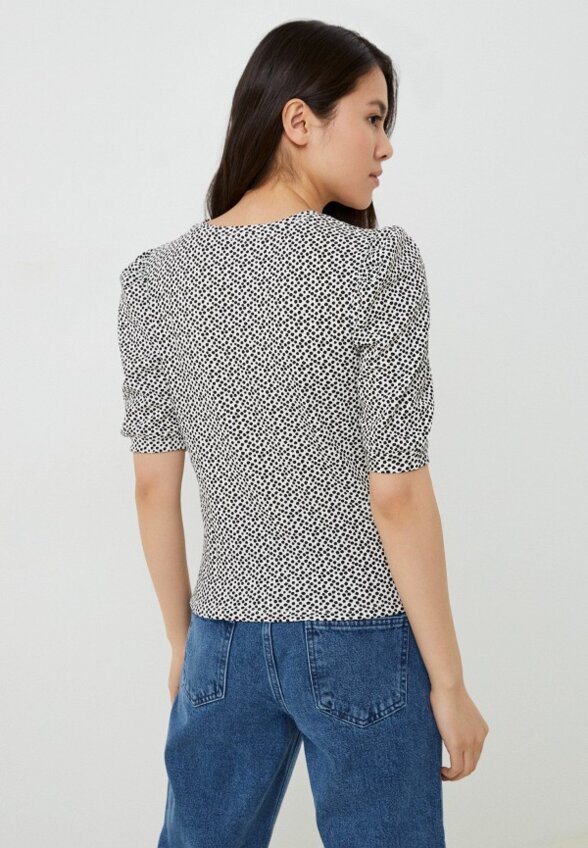 Футболка Colin's