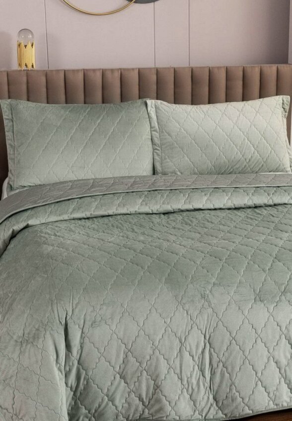 Комплект с покрывалом Sofi De Marko