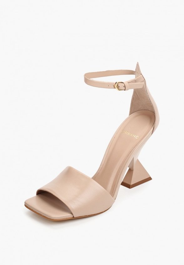 Босоножки Carrano