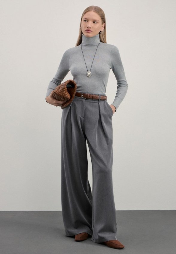 Водолазка Zarina