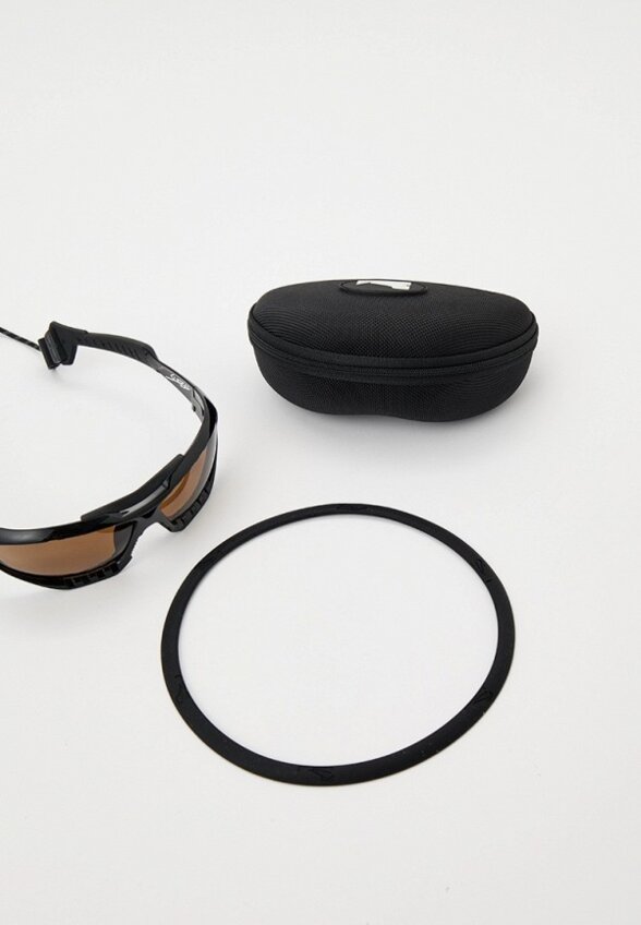 Очки солнцезащитные и шнурок Lip