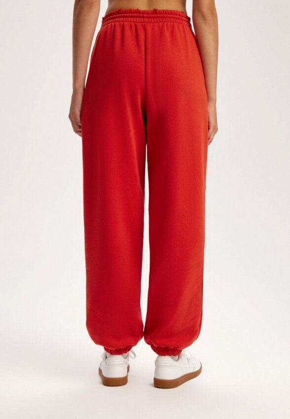 Брюки спортивные Nice One