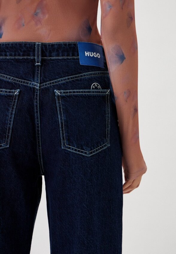 Джинсы Hugo