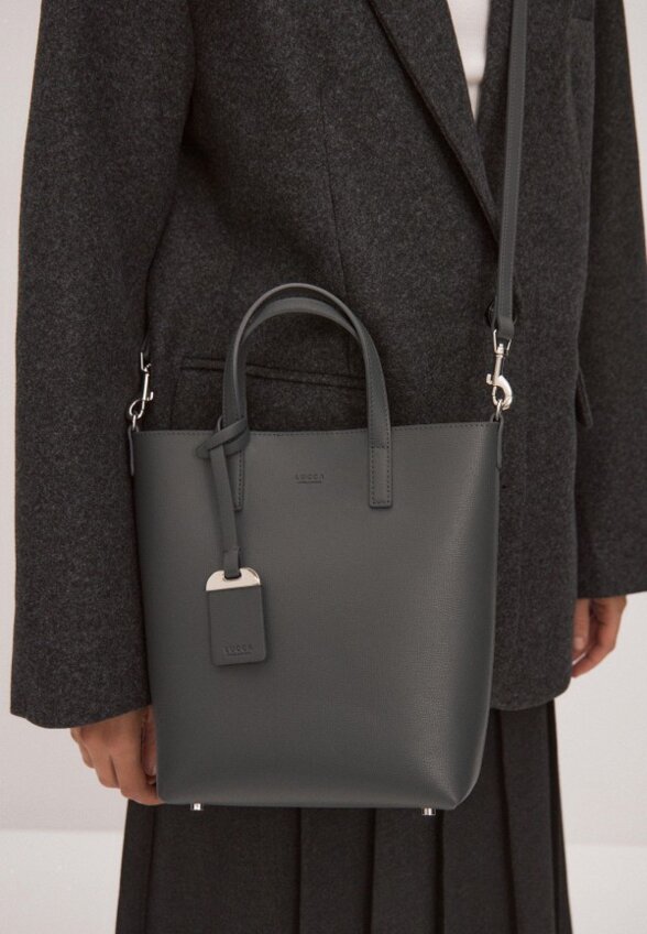 Сумка и брелок Lucca