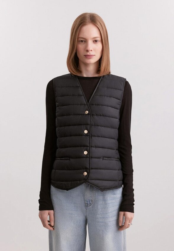 Жилет утепленный Baon