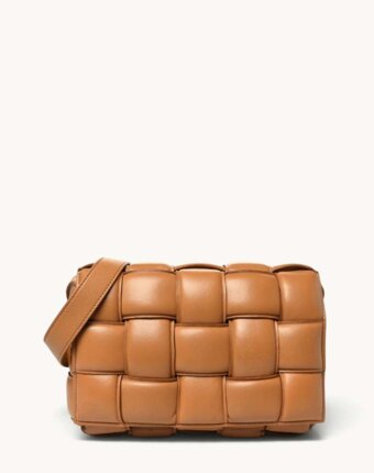Bottega Veneta Cassette женщинам