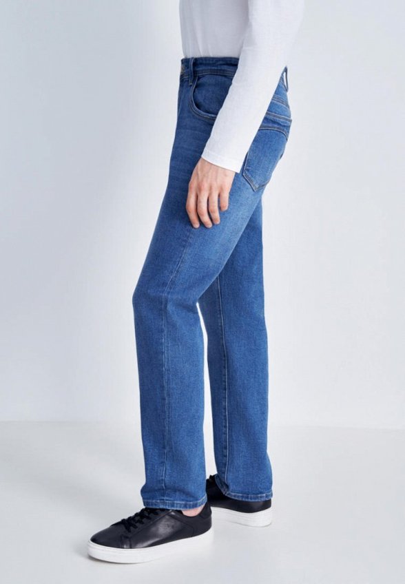 Джинсы Finn Flare