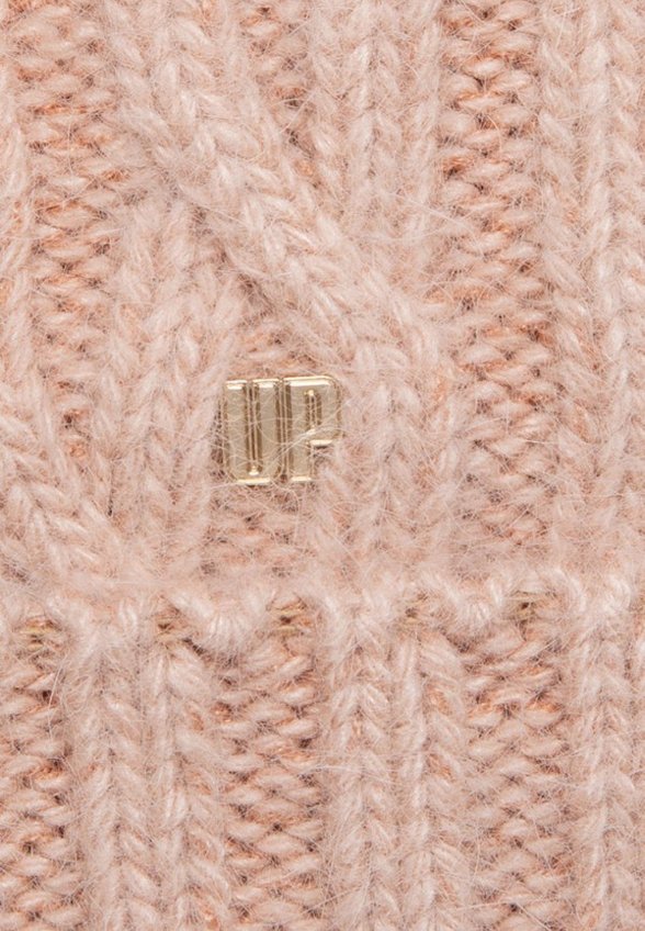 Шапка Urbanpeak