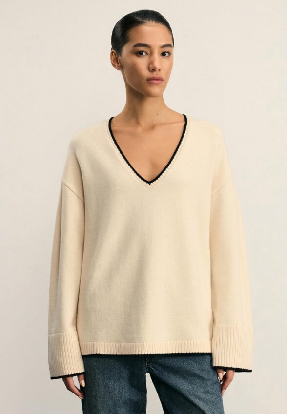 Пуловер Zarina