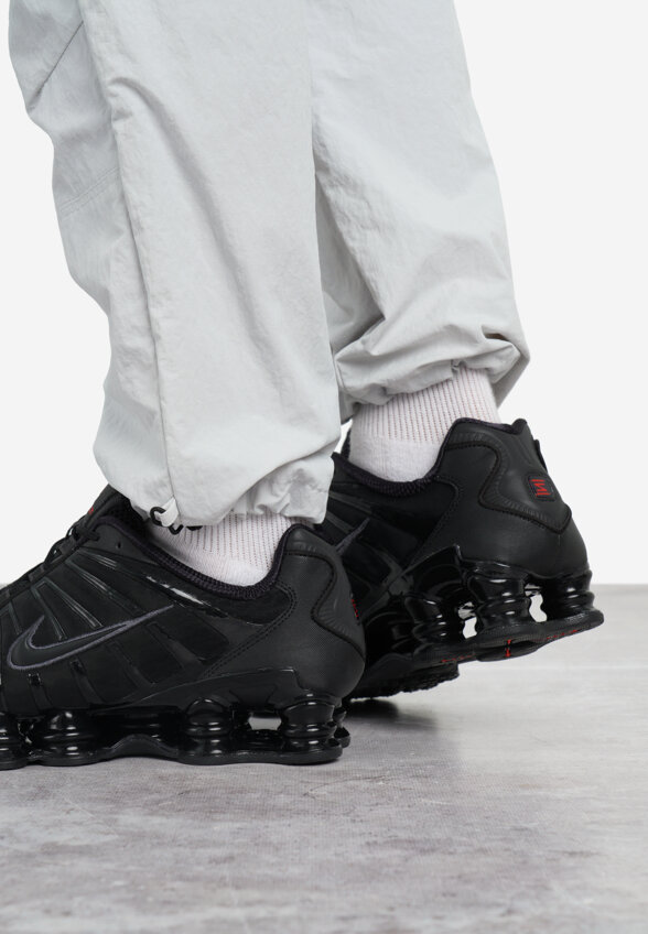 Кроссовки мужские Nike Shox Tl, Черный