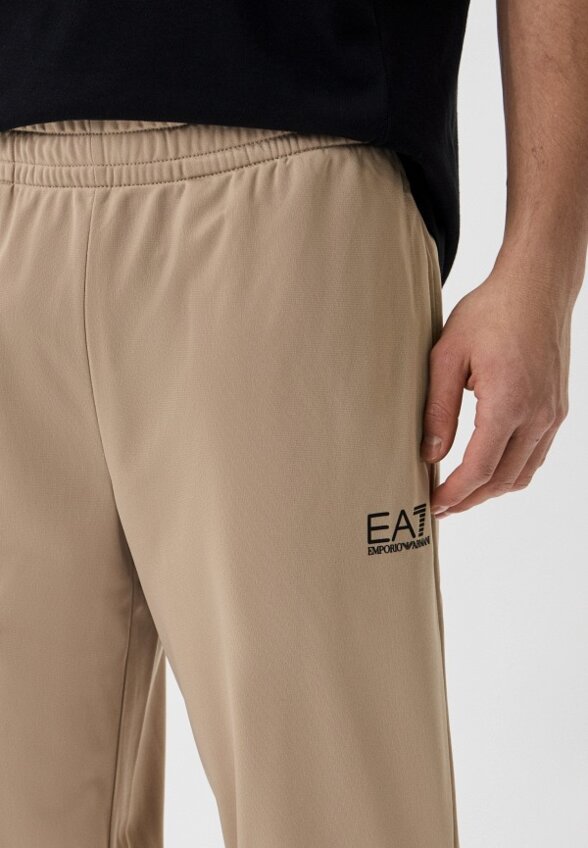 Костюм спортивный EA7