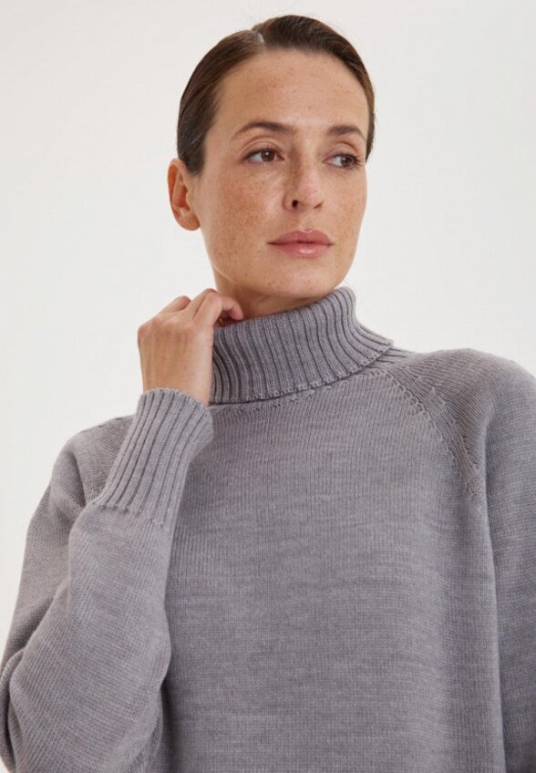 Свитер Bstatement