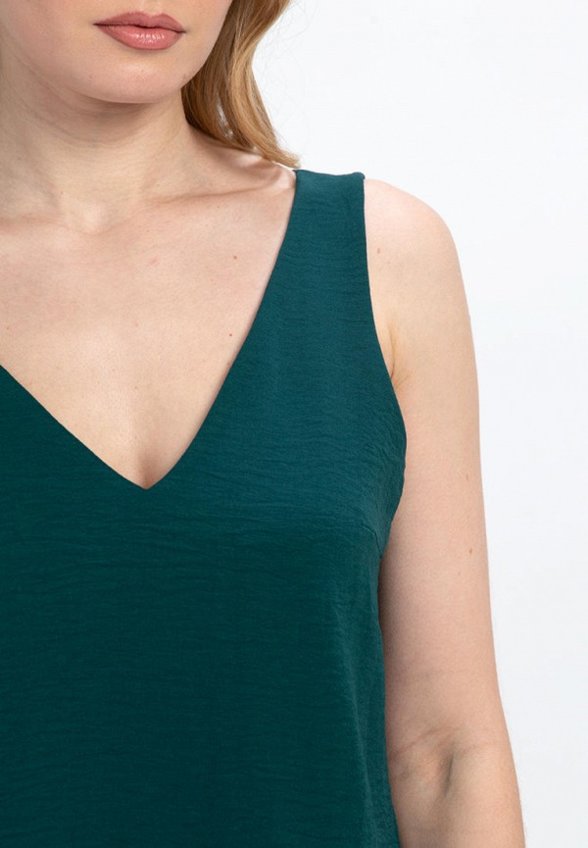 Топ Victoria Veisbrut