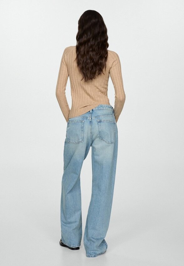 Водолазка Mango