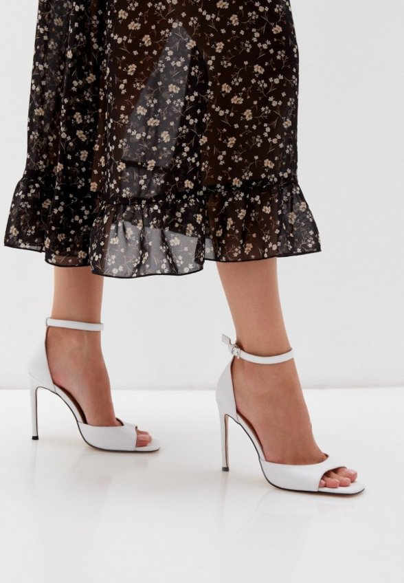 Босоножки Sbalo