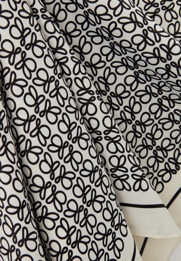 Платок Rosedena