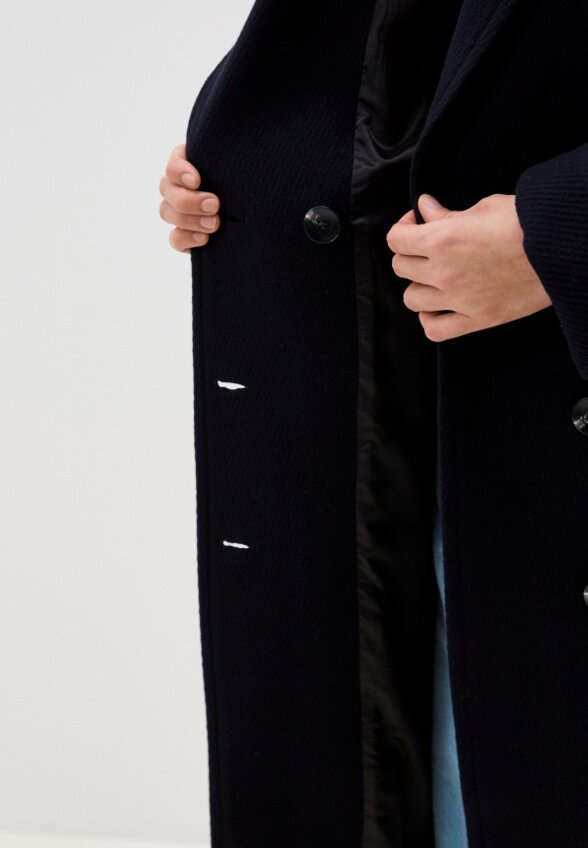 Пальто-халат B.L.E.S.