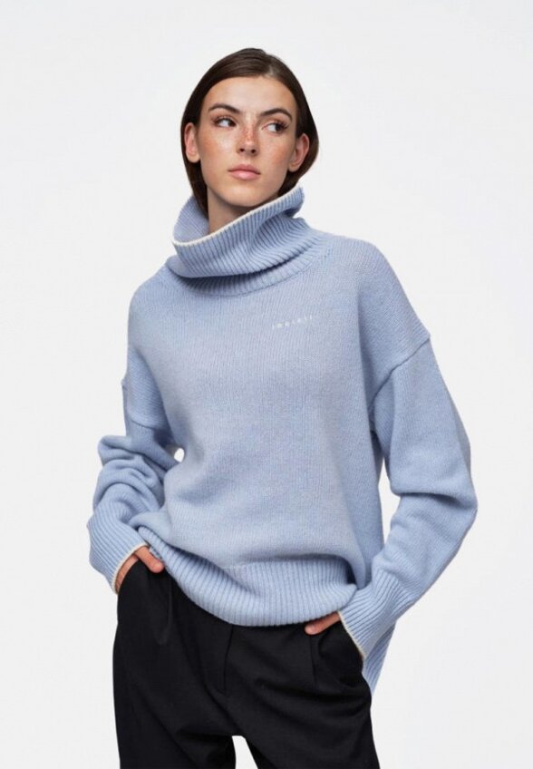 Свитер Inuikii