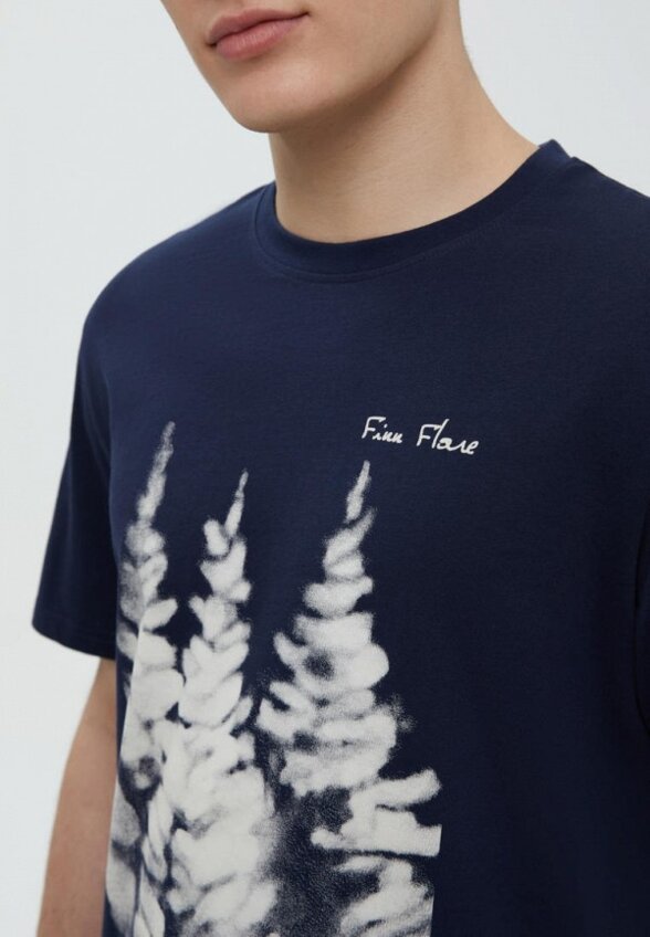 Футболка Finn Flare